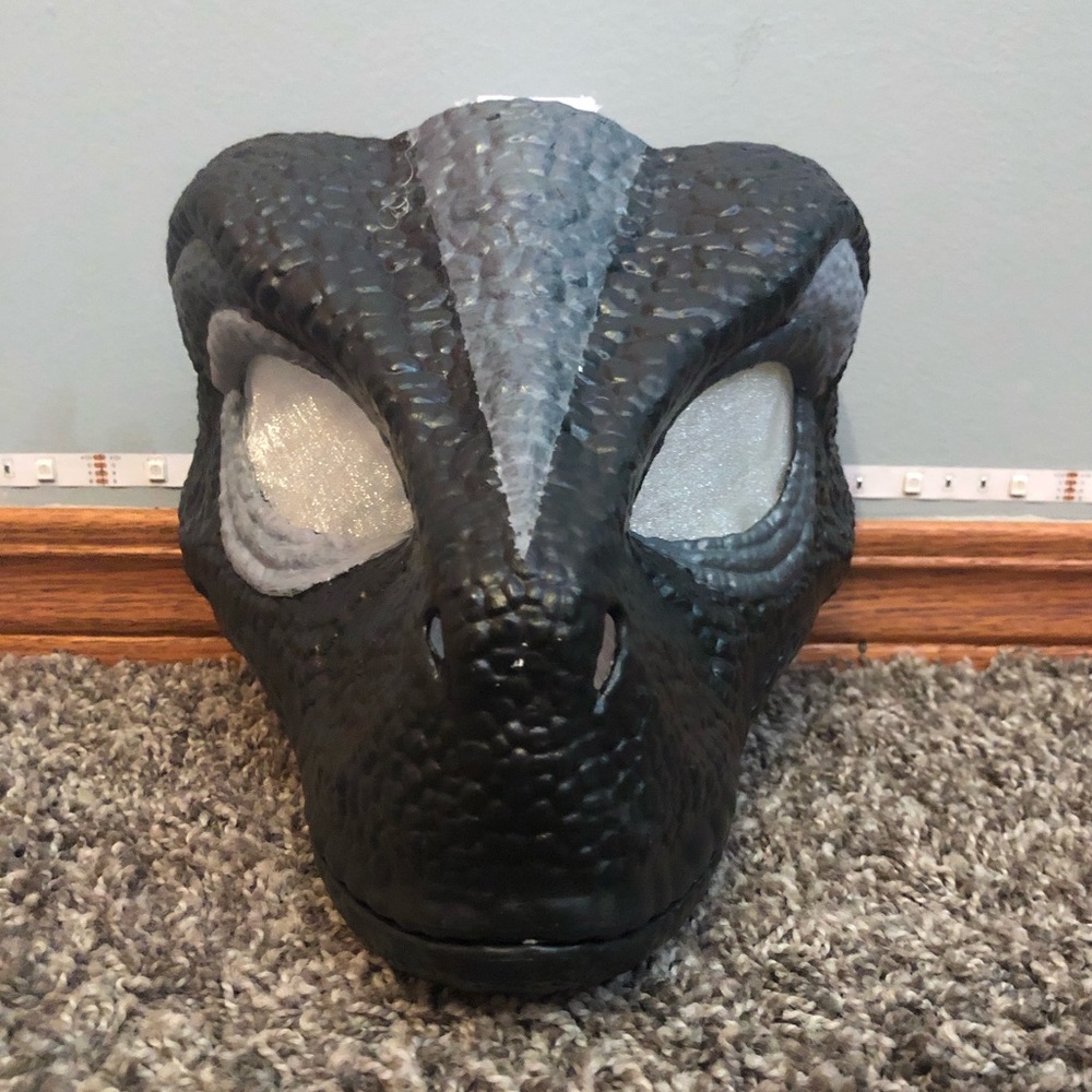 Dino mask